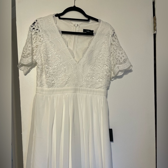 🆕🌟 Lulus white Midi Dress 🆕🌟 - Picture 5 of 7